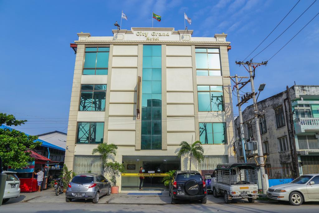 City Grand Hotel Мандалай Екстер'єр фото