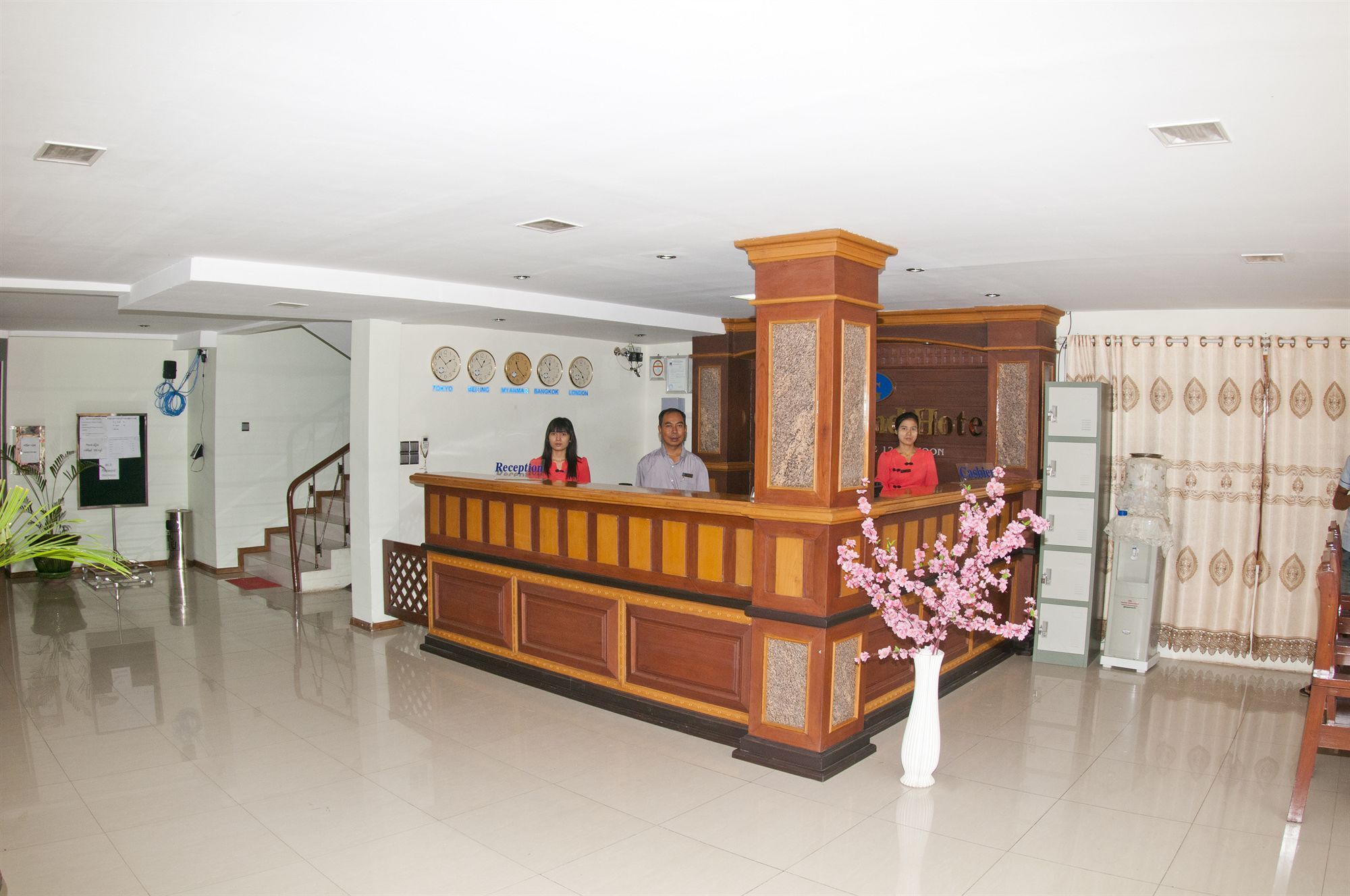 City Grand Hotel Мандалай Екстер'єр фото