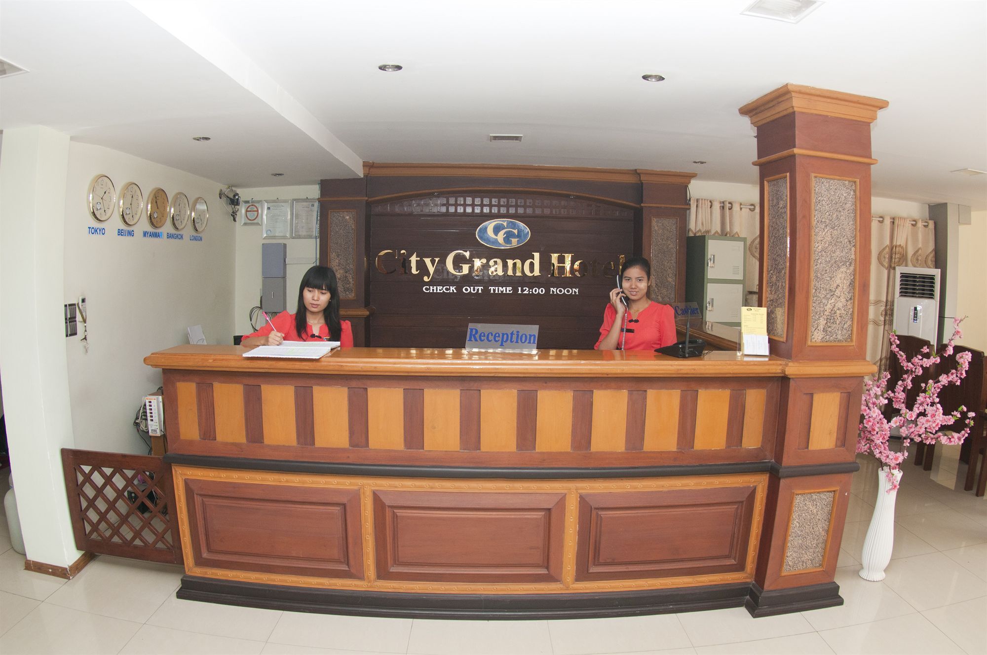 City Grand Hotel Мандалай Екстер'єр фото