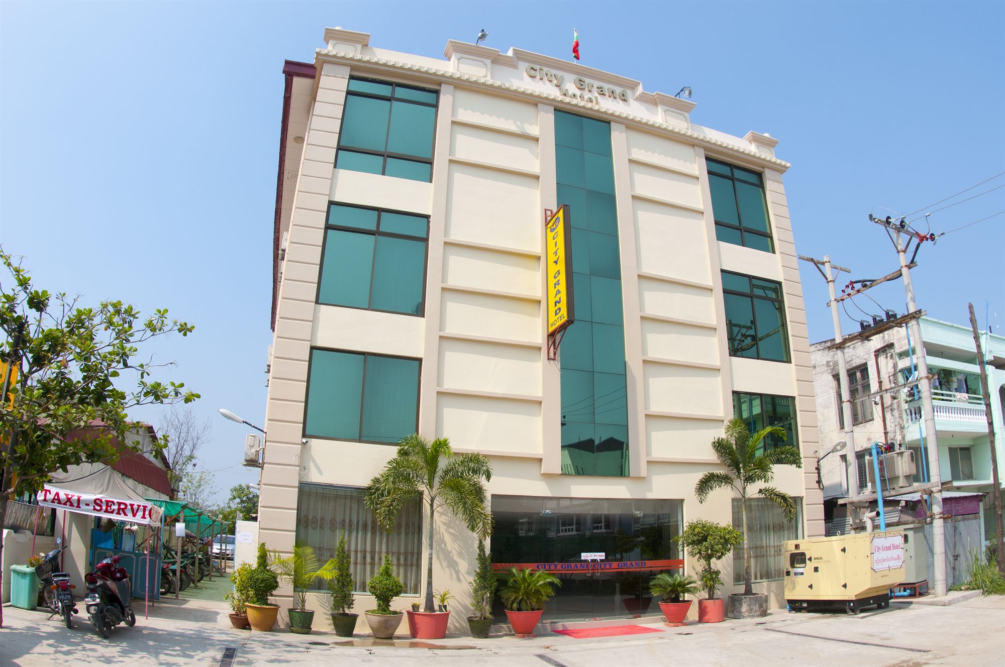 City Grand Hotel Мандалай Екстер'єр фото